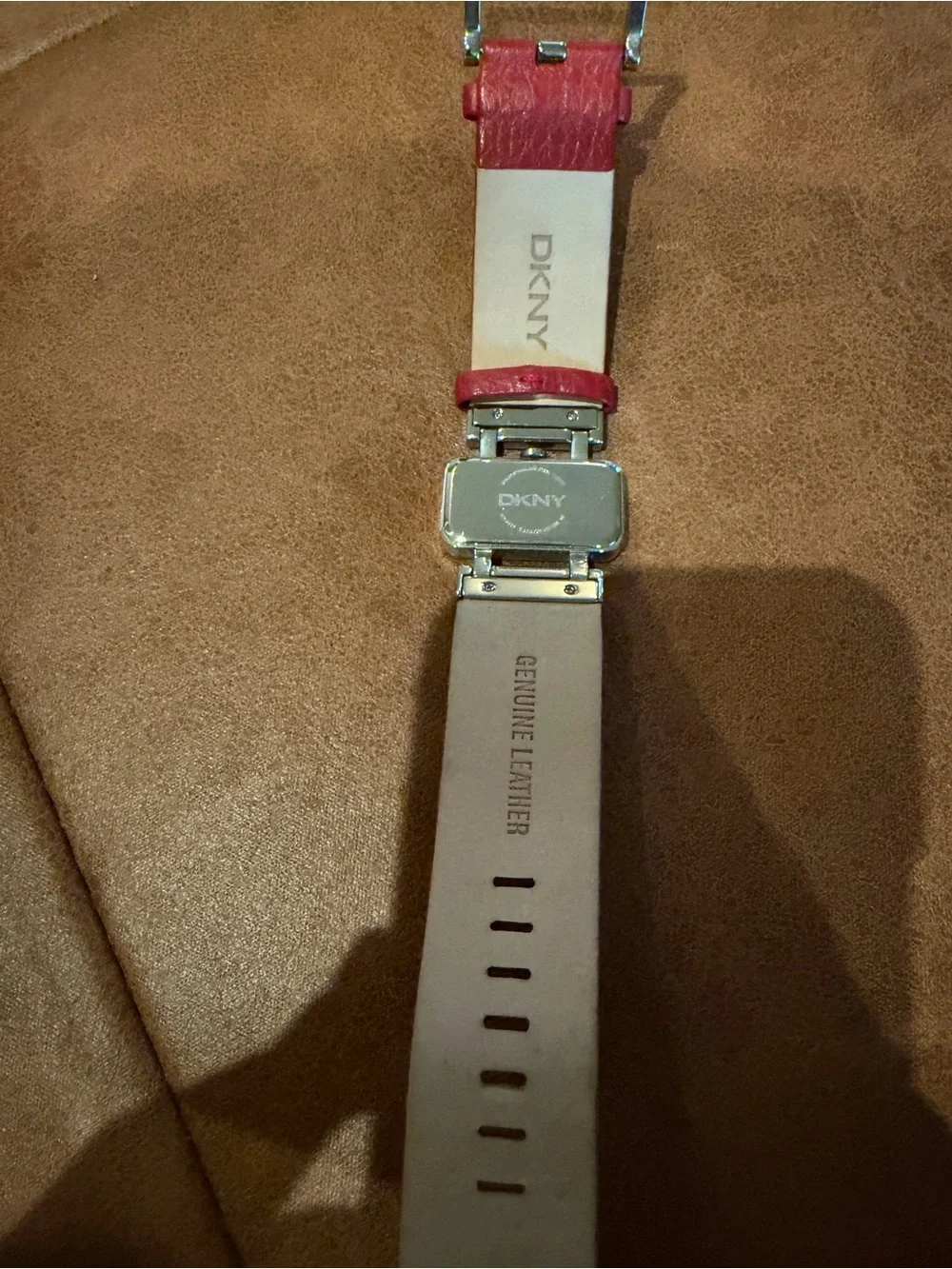 Vintage Y2K DKNY Rectangular Tank Watch – Silver-Tone Case & Red Leather Strap